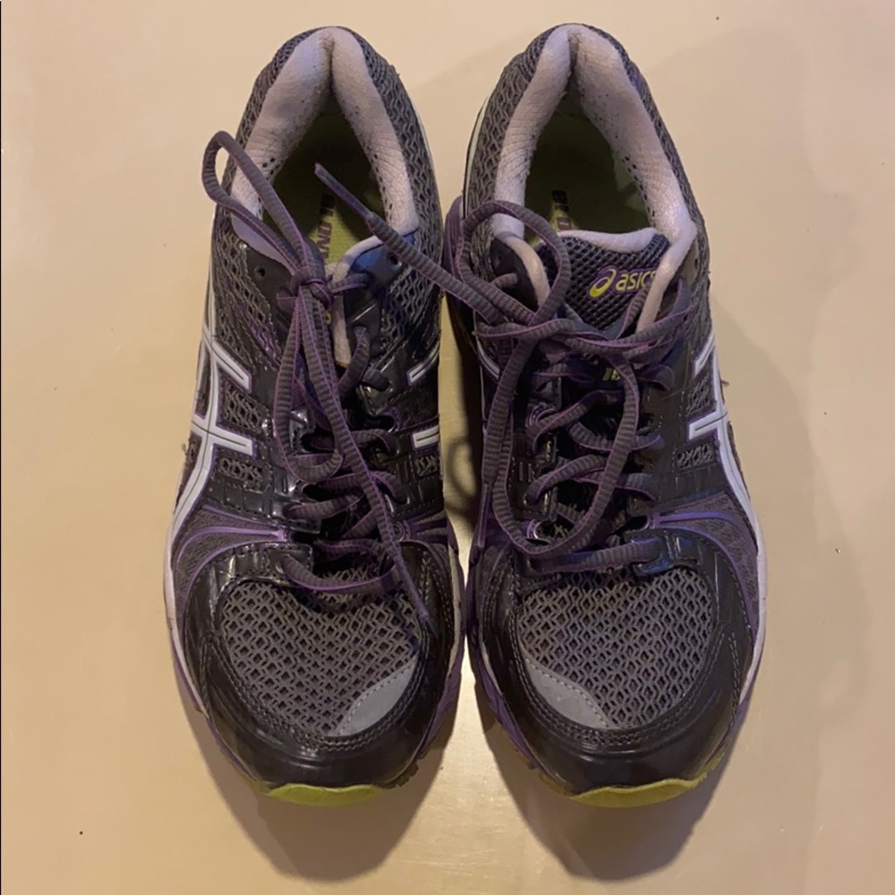 ASICS women’s running sneakers